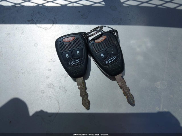 2011 Chrysler 200 Touring მანქანა იყიდება აუქციონზე, vin: 1C3BC1FGXBN553193, აუქციონის ნომერი: 45607956