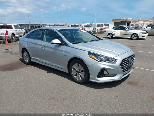 Продаж на аукціоні авто 2018 Hyundai Sonata Hybrid Se, vin: KMHE24L3XJA085806, номер лоту: 45607962