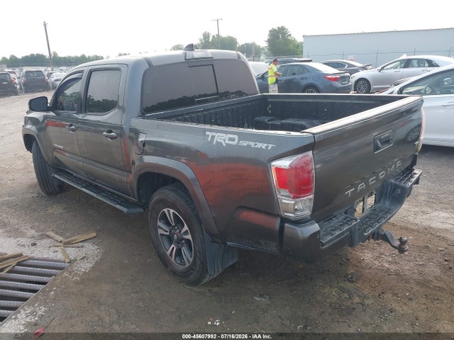 Продажа на аукционе авто 2017 Toyota Tacoma Trd Sport, vin: 3TMAZ5CN3HM035400, номер лота: 45607992