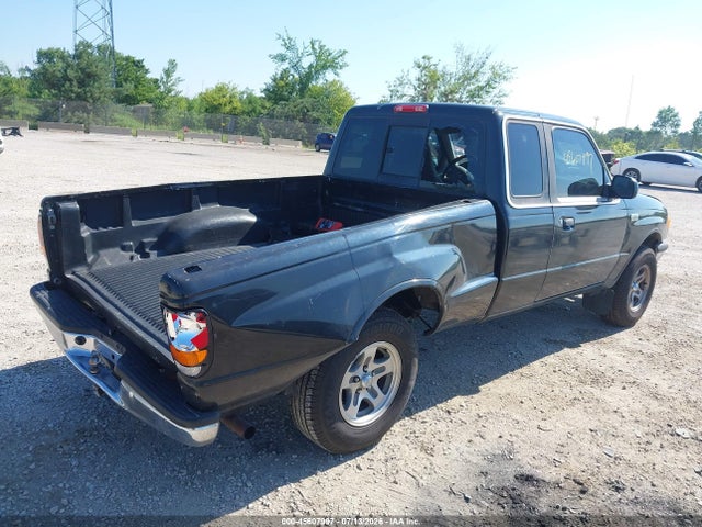 2001 Mazda B3000 Ds/se მანქანა იყიდება აუქციონზე, vin: 4F4YR16U11TM01735, აუქციონის ნომერი: 45607997