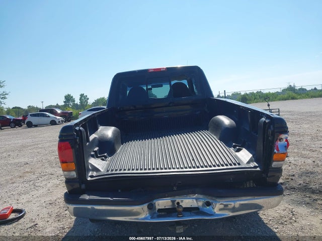 2001 Mazda B3000 Ds/se მანქანა იყიდება აუქციონზე, vin: 4F4YR16U11TM01735, აუქციონის ნომერი: 45607997