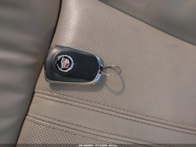 45608001 :رقم المزاد ، 3GYFNBE3XFS606752 vin ، 2015 Cadillac Srx Luxury Collection مزاد بيع