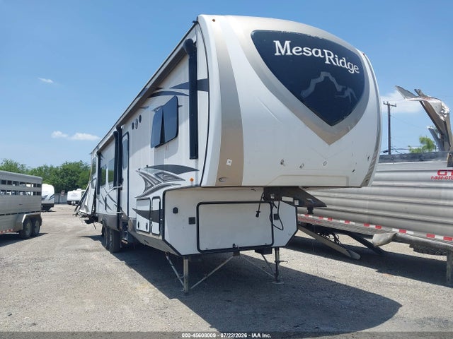 Продажа на аукционе авто 2018 Highland Ridge Mesa 374, vin: 58TCH0BU1J3FG3087, номер лота: 45608009