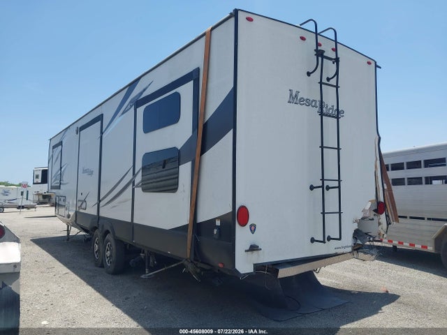 Продажа на аукционе авто 2018 Highland Ridge Mesa 374, vin: 58TCH0BU1J3FG3087, номер лота: 45608009