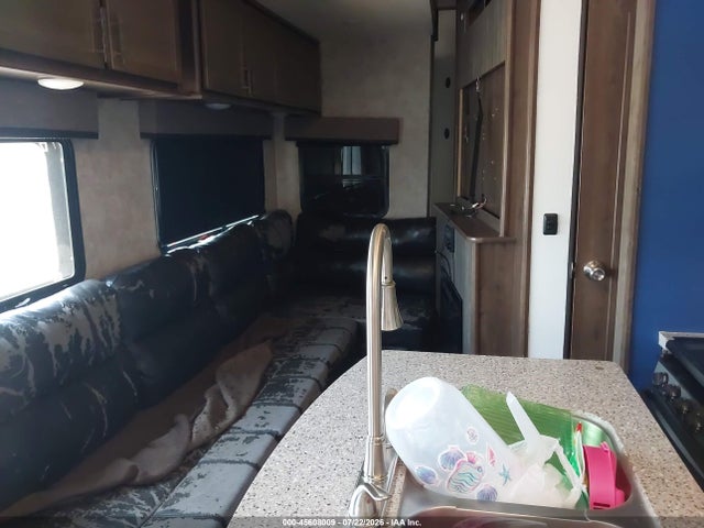 Продажа на аукционе авто 2018 Highland Ridge Mesa 374, vin: 58TCH0BU1J3FG3087, номер лота: 45608009