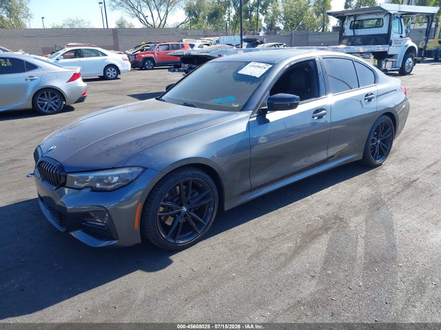BMW 330I 2022 3MW5R1J00N8C76236 Image 2