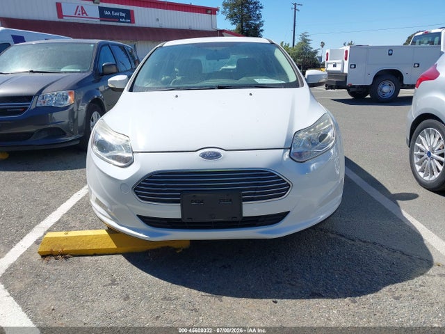 Ford FOCUS ELECTRIC 2018 1FADP3R49JL296131 Image 13