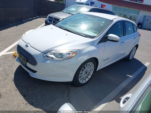 Ford FOCUS ELECTRIC 2018 1FADP3R49JL296131 Image 2