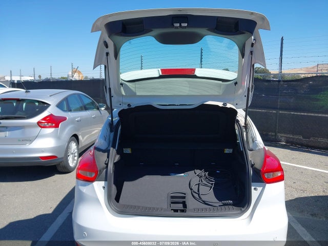 Ford FOCUS ELECTRIC 2018 1FADP3R49JL296131 Image 12