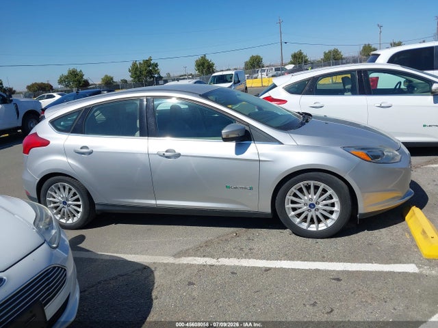 Ford FOCUS ELECTRIC 2018 1FADP3R43JL296142 Image 14
