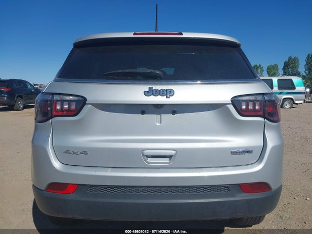 3C4NJDBN2RT110342 Jeep Compass Latitude 4x4