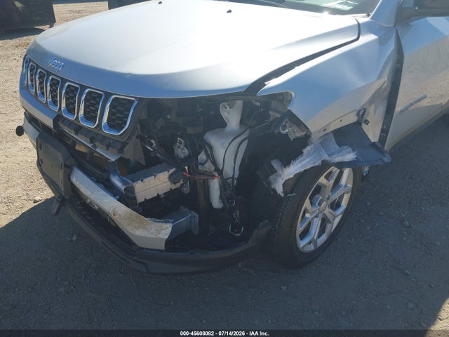 3C4NJDBN2RT110342 Jeep Compass Latitude 4x4