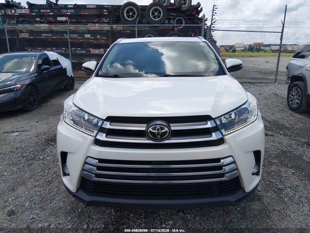 Toyota Highlander Limited 2017 5TDYZRFH2HS214796 Image 12