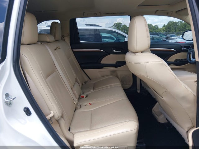 Toyota Highlander Limited 2017 5TDYZRFH2HS214796 Image 8
