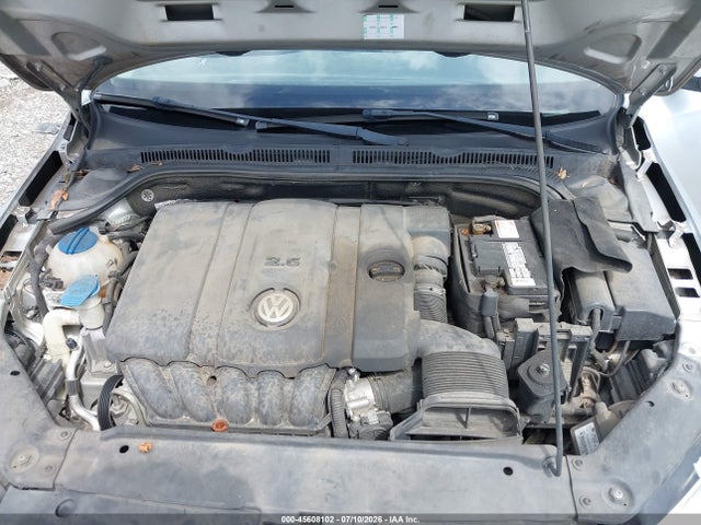 2011 Volkswagen Jetta 2.5l Se მანქანა იყიდება აუქციონზე, vin: 3VWDZ7AJ2BM315063, აუქციონის ნომერი: 45608102