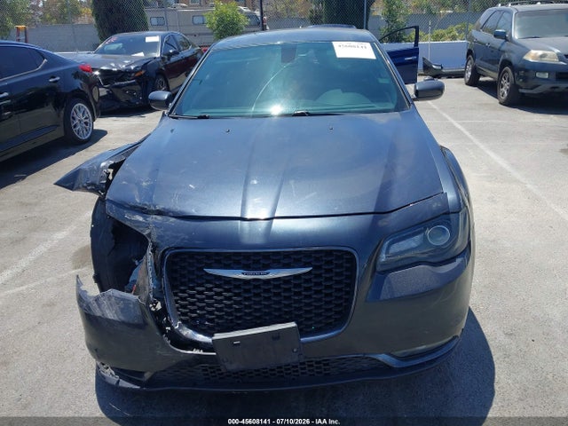 2C3CCABGXJH141048 Chrysler 300 300s