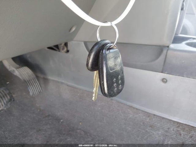 Продажа на аукционе авто 2001 Hyundai Santa Fe 2.7l V6 Gls/2.7l V6 Lx, vin: KM8SC83DO1U129052, номер лота: 45608161