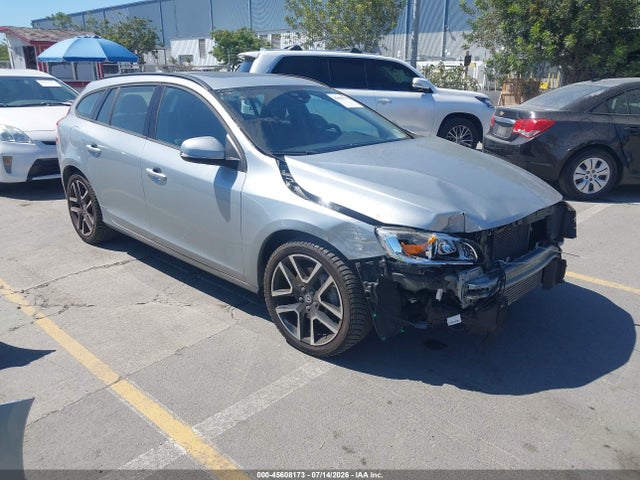 Volvo V60 T5 Dynamic 2018 YV140MSL7J2398226 main image