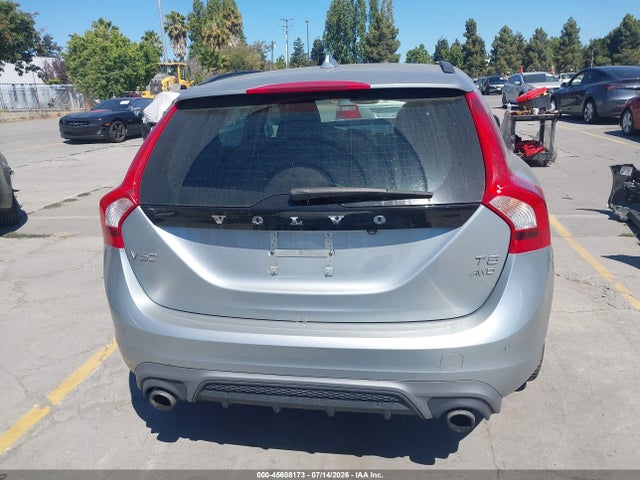 Volvo V60 T5 Dynamic 2018 YV140MSL7J2398226 Image 17