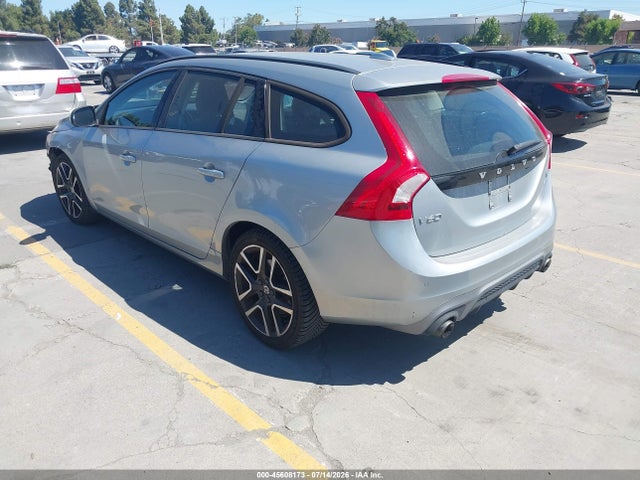 Volvo V60 T5 Dynamic 2018 YV140MSL7J2398226 Image 3