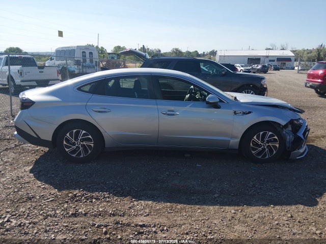 KMHL24JJ6TA168435 Hyundai Sonata Hybrid Blue