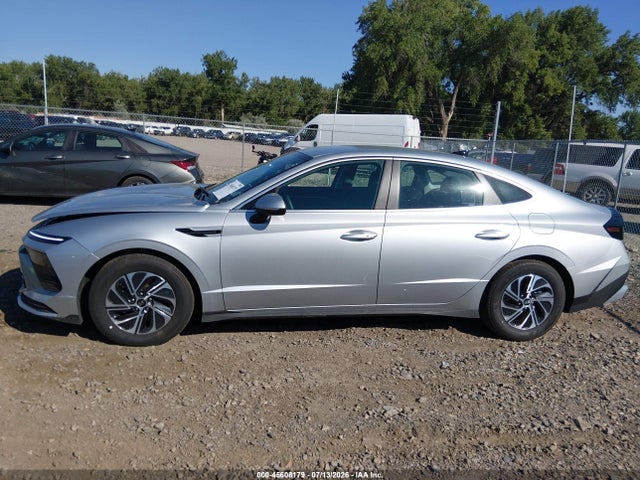 KMHL24JJ6TA168435 Hyundai Sonata Hybrid Blue