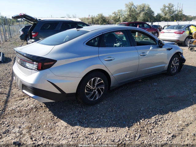 KMHL24JJ6TA168435 Hyundai Sonata Hybrid Blue
