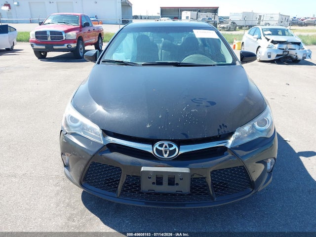 4T1BF1FK1GU260279 Toyota CAMRY SE