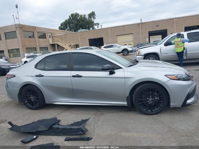 2022 Toyota Camry Nightshade Edition Hybrid მანქანა იყიდება აუქციონზე, vin: 4T1G31AKXNU036432, აუქციონის ნომერი: 45608232