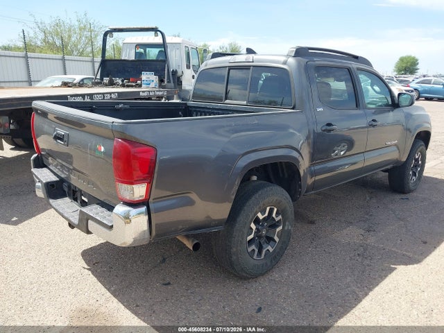 5TFAX5GN4JX129141 Toyota Tacoma Sr5