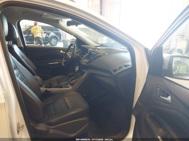 Продаж на аукціоні авто 2014 Ford Escape Se, vin: 1FMCU9GX0EUD61250, номер лоту: 45608235