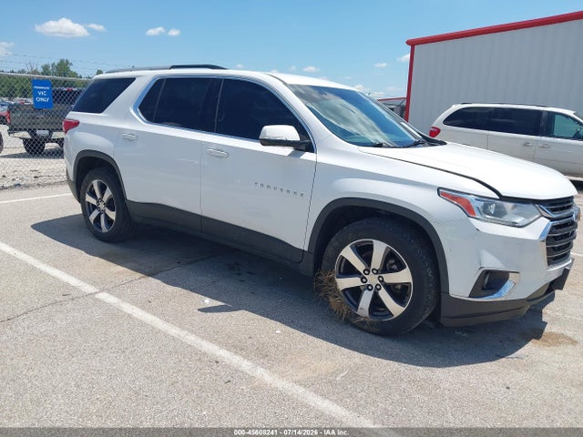 45608241 :رقم المزاد ، 1GNERHKW0JJ185682 vin ، 2018 Chevrolet Traverse Lt Leather مزاد بيع