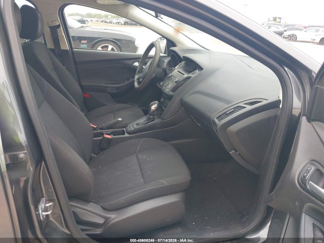 Ford FOCUS SE 2017 1FADP3F26HL237244 Image 5