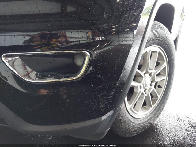 Продажа на аукционе авто 2019 Jeep Grand Cherokee Laredo E 4x4, vin: 1C4RJFAG3KC748651, номер лота: 45608252