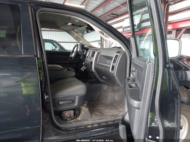 Продажа на аукционе авто 2016 Ram 2500 Tradesman, vin: 3C6UR5HL5GG297539, номер лота: 45608257