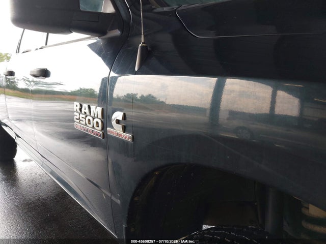 Продажа на аукционе авто 2016 Ram 2500 Tradesman, vin: 3C6UR5HL5GG297539, номер лота: 45608257