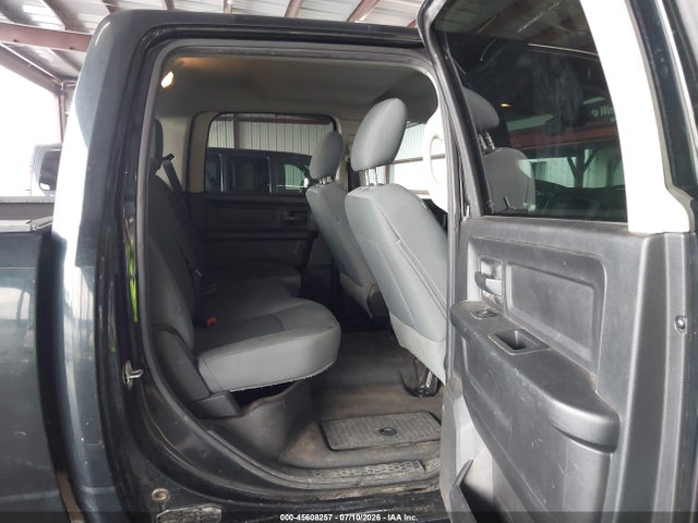 Продажа на аукционе авто 2016 Ram 2500 Tradesman, vin: 3C6UR5HL5GG297539, номер лота: 45608257