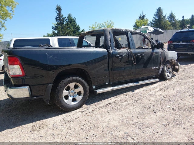 45608290 :رقم المزاد ، 1C6SRFBT9MN561578 vin ، 2021 Ram 1500 Big Horn  4x4 6'4 Box مزاد بيع
