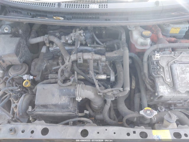 Toyota Prius C Two 2015 JTDKDTB35F1108493 Image 10