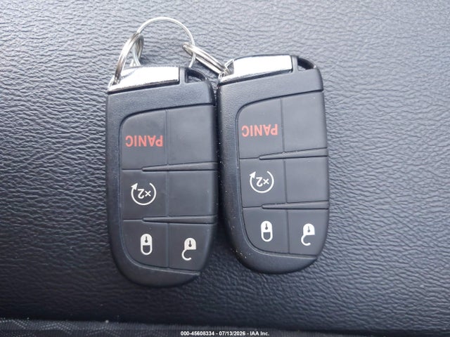 45608334 :رقم المزاد ، 3C4NJDBN4ST585934 vin ، 2025 Jeep Compass Latitude 4x4 مزاد بيع