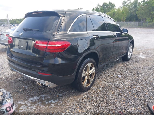 WDC0G4JBXJV037249 Mercedes-Benz GLC 300