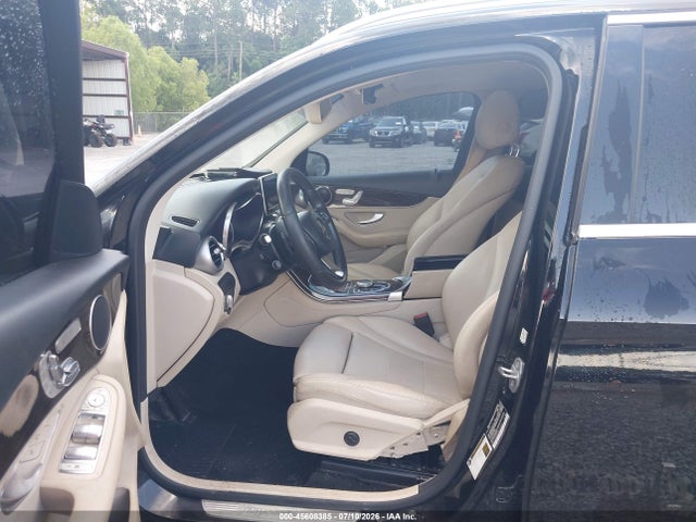 WDC0G4JBXJV037249 Mercedes-Benz GLC 300