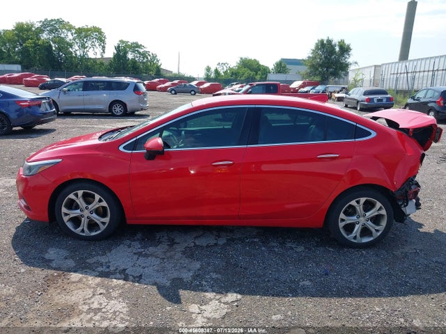 1G1BF5SM4H7268291 Chevrolet Cruze Premier Auto