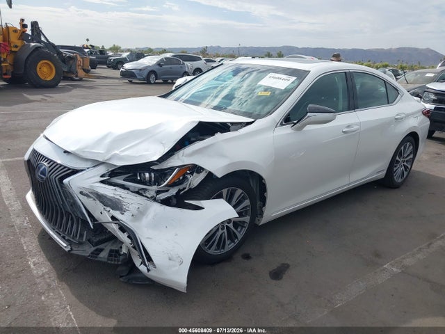 Lexus ES 300H 2019 58AB21B10KU004290 Image 2