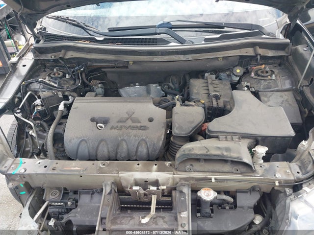 45608472 :رقم المزاد ، JA4AD3A3XJZ050138 vin ، 2018 Mitsubishi Outlander Le مزاد بيع