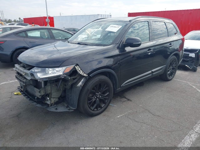 45608472 :رقم المزاد ، JA4AD3A3XJZ050138 vin ، 2018 Mitsubishi Outlander Le مزاد بيع