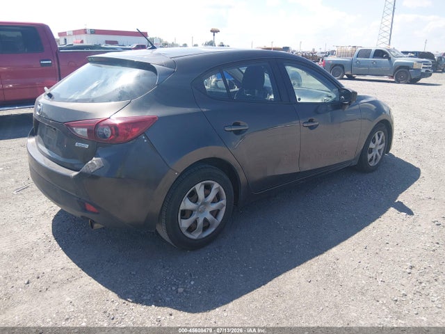 Продаж на аукціоні авто 2015 Mazda Mazda3 I Sport, vin: JM1BM1K79F1245220, номер лоту: 45608479