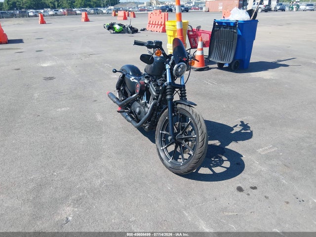 2017 1HD4LE215HC438615 main image