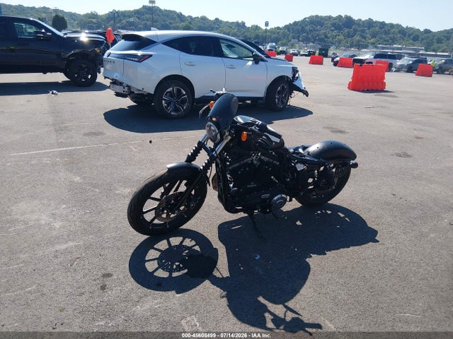 Harley-Davidson Xl883 Iron 883 2017 1HD4LE215HC438615 Image 2