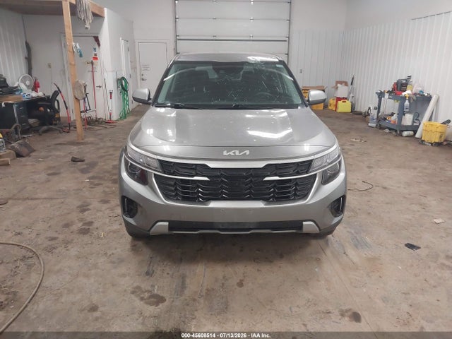 2024 Kia Seltos Lx მანქანა იყიდება აუქციონზე, vin: KNDEPCAA0R7637128, აუქციონის ნომერი: 45608514